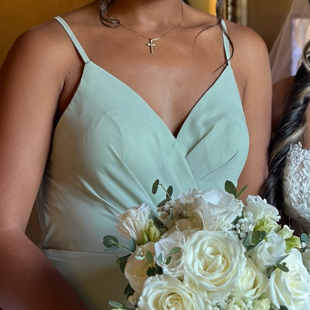 BRIDESMAID DRESS (DUSTY SAGE)
